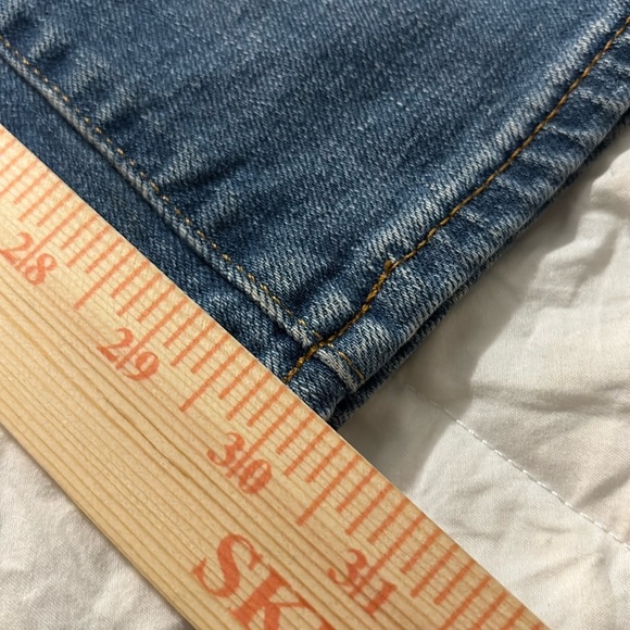 GAP Perfect Boot Jeans, Medium Wash with Subtle Fading. High Rise. Size 27 - Picture 9 of 10